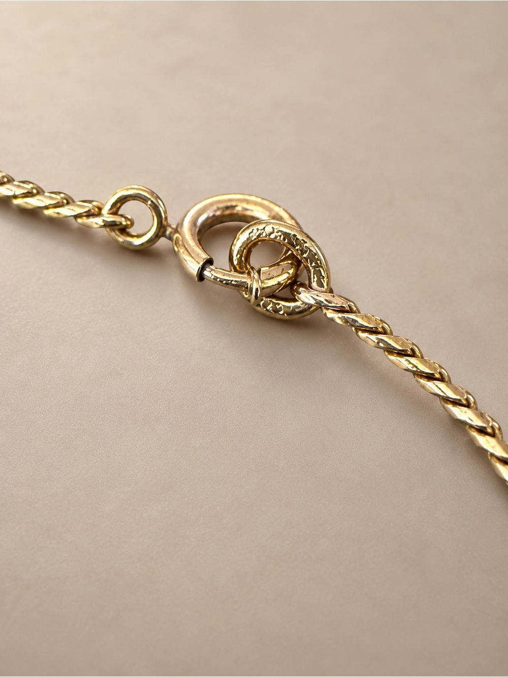 Vintage Sturdy 1/20 12kt Gold Filled Choker Style Necklace Mid Century🔥 - Picture 3 of 3